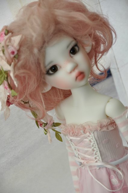 Лесная нимфа - белая Мики от Кайе Виггз очень хочет познакомиться (фото 7)