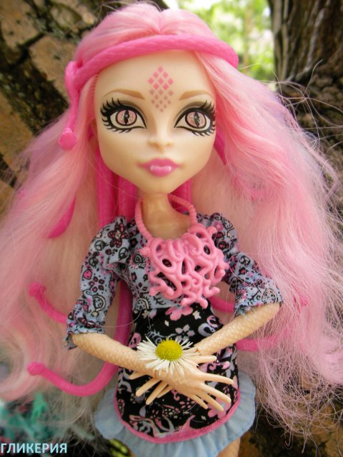 Лето... Цветы... Монстры — Куклы Monster High и Ever After High: G1