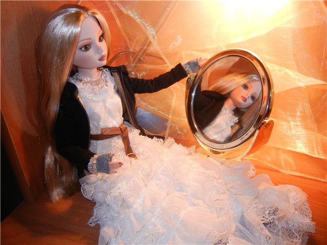 An Empty Thrill от Ellowyne Wilde Tonner