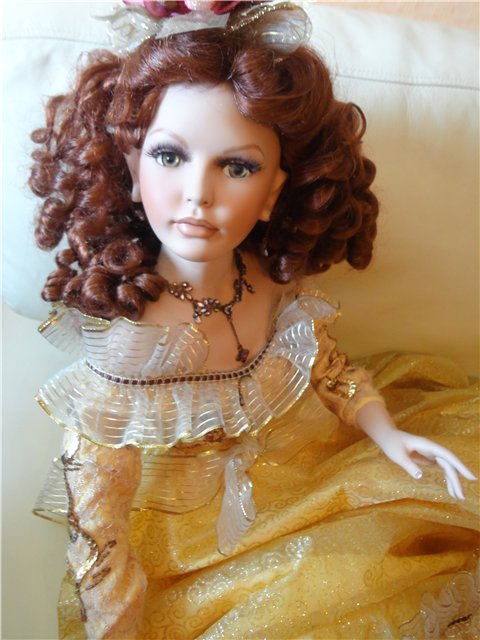 Ты провинилась...красотою! А это редкое богатство! Фарфоровая кукла Donna Rubert - София