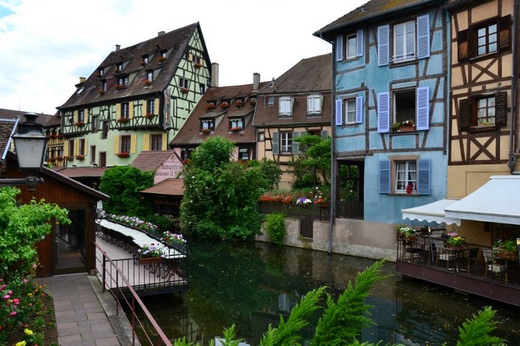 Очарование стринных французских городов