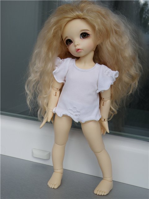 И нет нам покоя ни ночью ни днем, всё вяжем и шьём