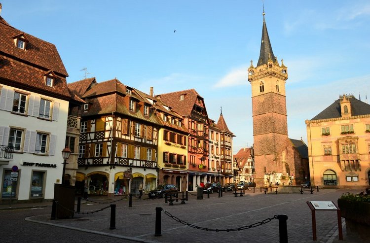 Очарование стринных французских городов