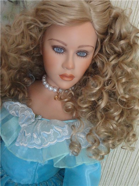 Я синеглаза,светлокудра... Гвендолин, фарфоровая кукла Томаса Бейкера (Thomas Baecker) (фото 2)