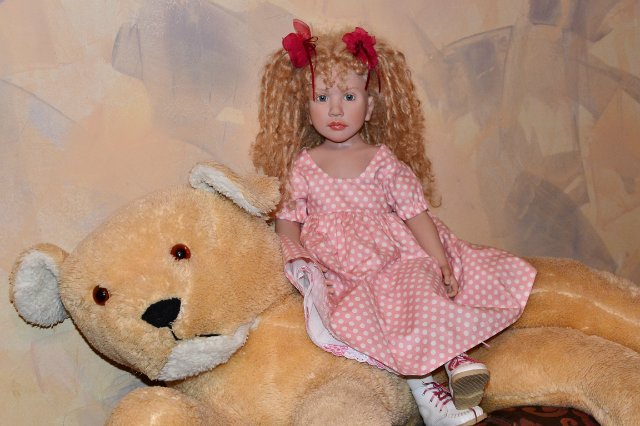 Платье в горошек. Коллекционная кукла Zwergnase, Eugenia