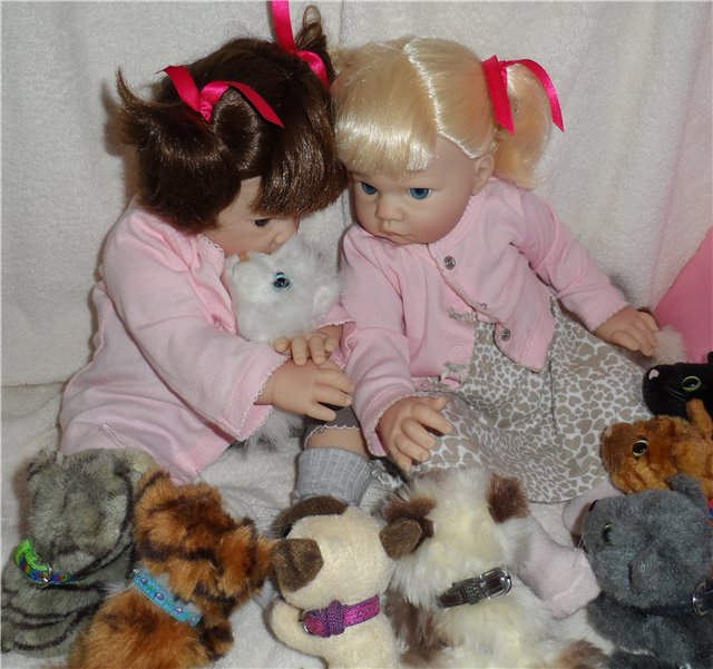 Как наши куклы скучают. Lee Middleton - Саванна, Реган