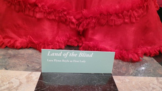 Как за неприметным фасадом может скрыватся просто удивительный Клондайк!!! Или "Это я удачно зашел!!!!!"