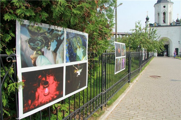 До свидания, Июль! Minouche от Sylvia Natterer