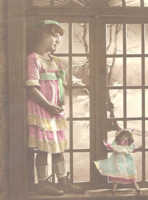 Старый фотоальбом. Девочки и куклы - продолжение