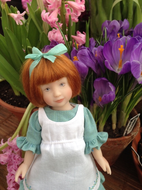 Прогулка Эмили в аптекарском огороде. H. Maciak | Бэйбики Прогулка Эмили в аптекарском огороде. H. Maciak