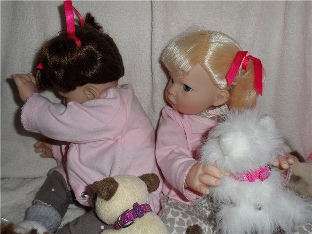 Как наши куклы скучают. Lee Middleton - Саванна, Реган (фото 9)