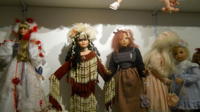 Уникальная коллекция кукол из Техассa - продолжение