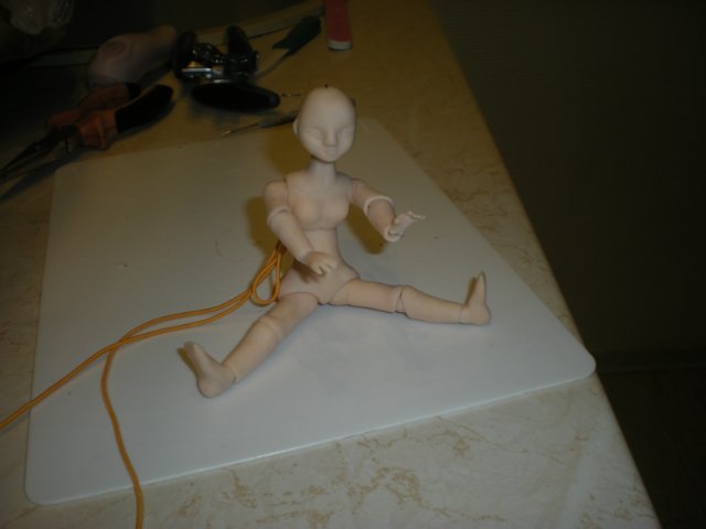 Очередная "моя первая шарнирная кукла"