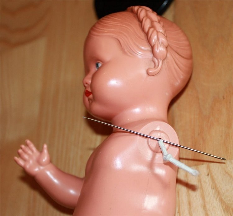 Перетяжка рук. Гретхен, Cellba Celluloid Warenfabrik , Germany, 1940 г