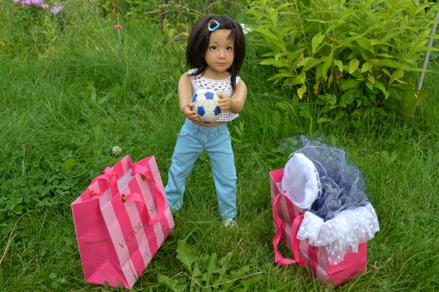 Вулкан по имени Юля — Куклы Kidz'n'Cats (Соня Хартман): шарнирные 46 см (фото 4)