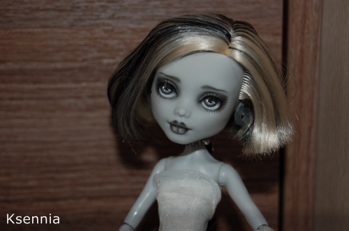 Монстры? Что вы, что вы!...часть 5, pinioned