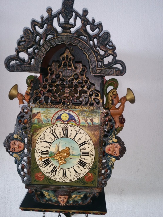 Старинные часы еще идут. Коллекция старинных часов - часть вторая