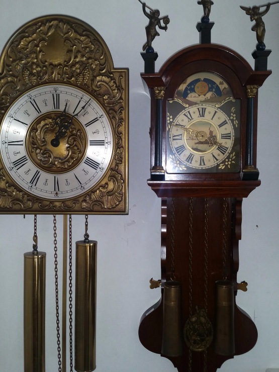 Старинные часы еще идут. Коллекция старинных часов - часть вторая