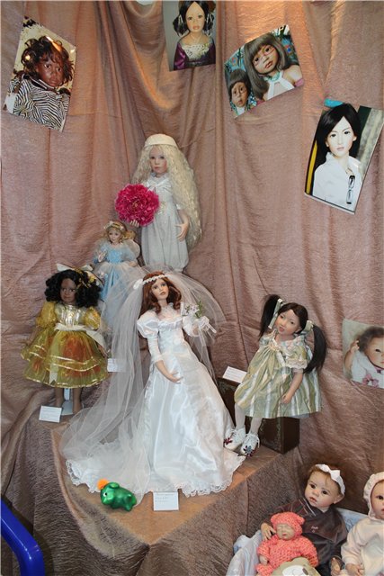 Выставка коллекционных кукол и медведей Тедди «Вернисаж кукол» 2013 в Воронеже