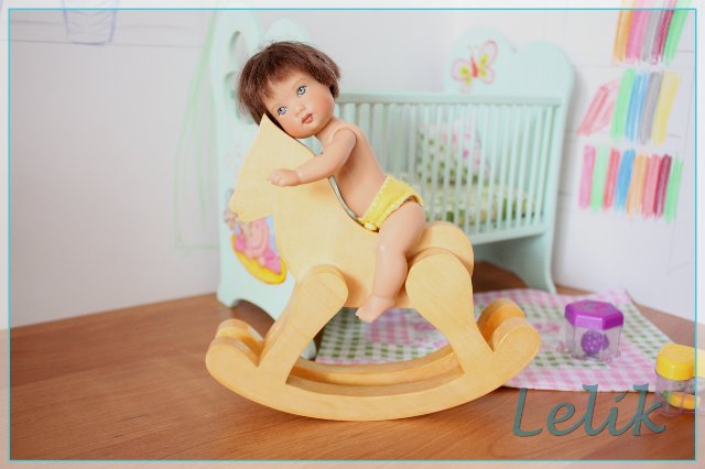 Кроватка для малышки, в масштабе 1:6 | Бэйбики Кроватка для малышки, в масштабе 1:6