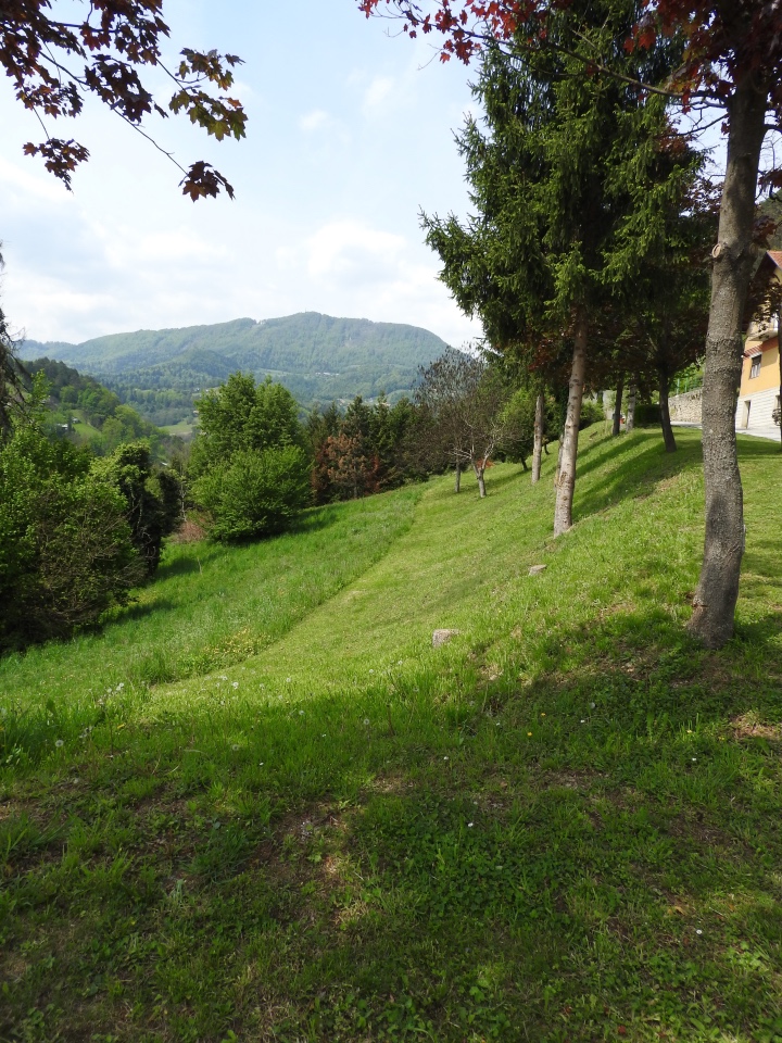 Словения, Светланка и маленький «герой» в одном ботинке