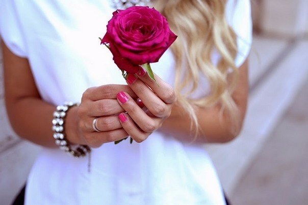 " Огонь, мерцающий в сосуде."Международный День Красоты - 9 сентября