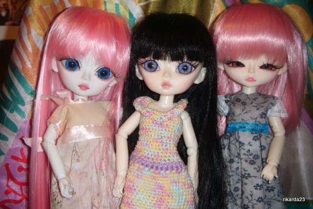 Худжики - подружки