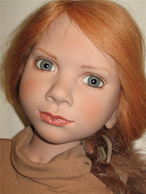 Коллекционная кукла Ovelia от Zwergnase, нужен совет