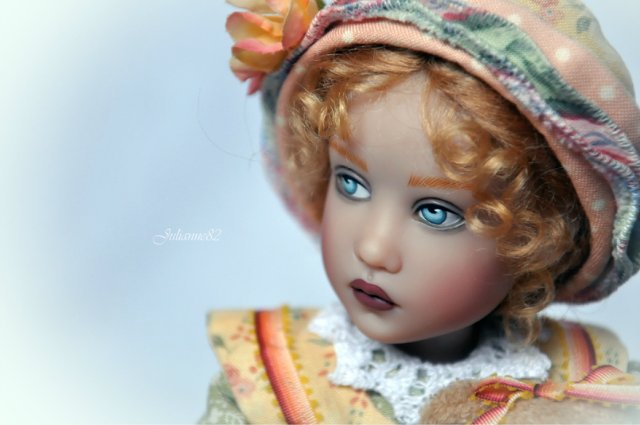 Оливия - девочка от Helen Kish