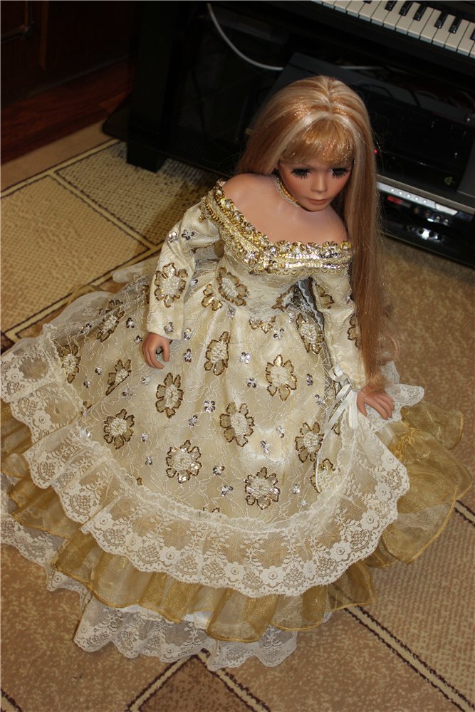 Фарфоровая загадка №2 от Rustie