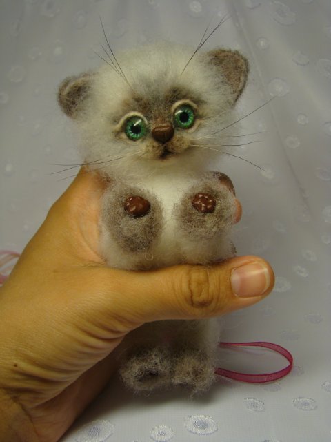 Запутанная история. Игрушка валянием из шерсти