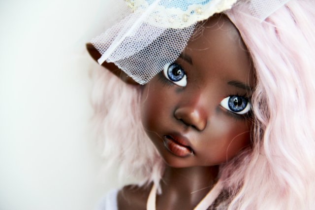 В роли моделей Ларисса дарк и Лайла тан (фото 8)