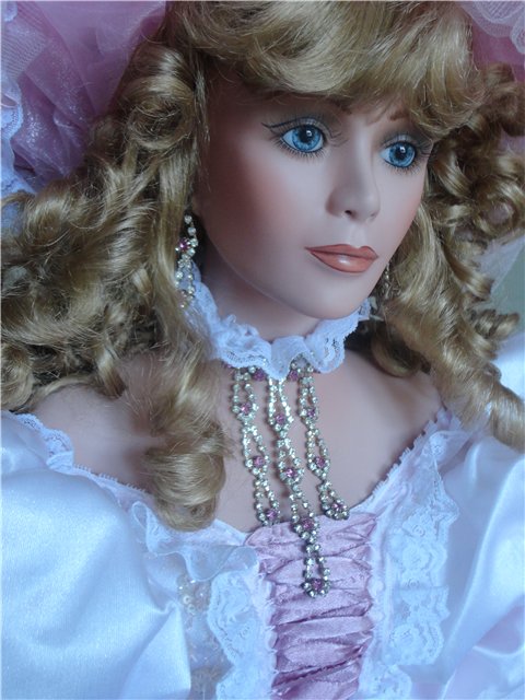 Блистательная Rapture. Коллекционная фарфоровая кукла Русти (Rustie) (фото 7)