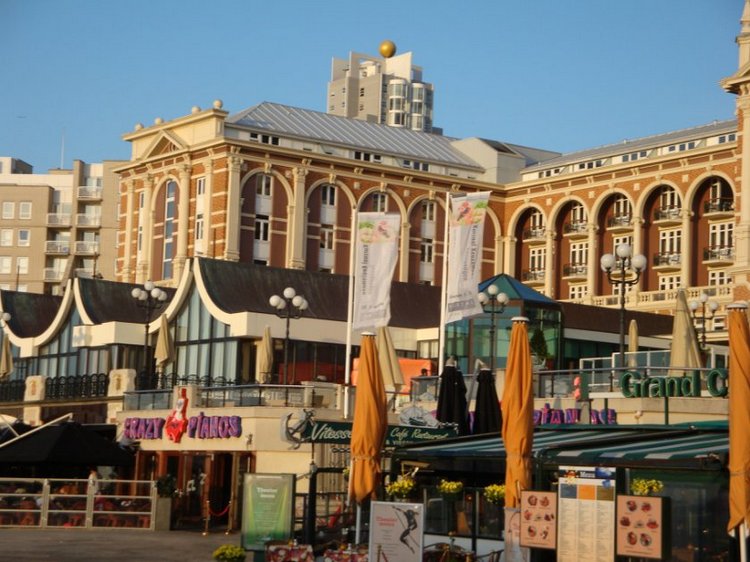 Путешествие по Схевенингену (Scheveningen, Holland)