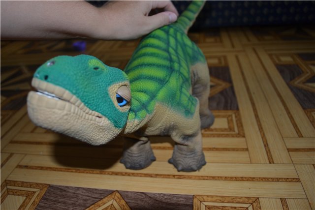 Любопытный динозаврик PLEO (фото 5)