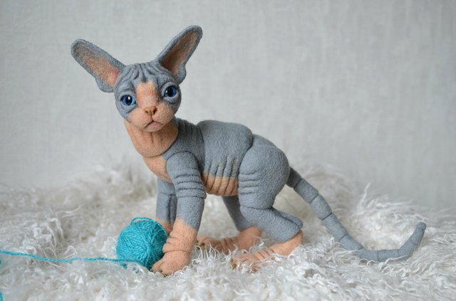 Сфинксенок. Игрушка валянием из шерсти своими руками
