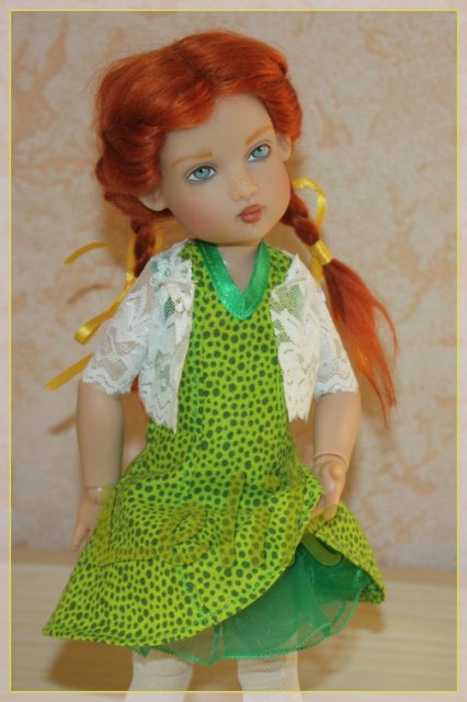 Новое платье для куклы Бетани