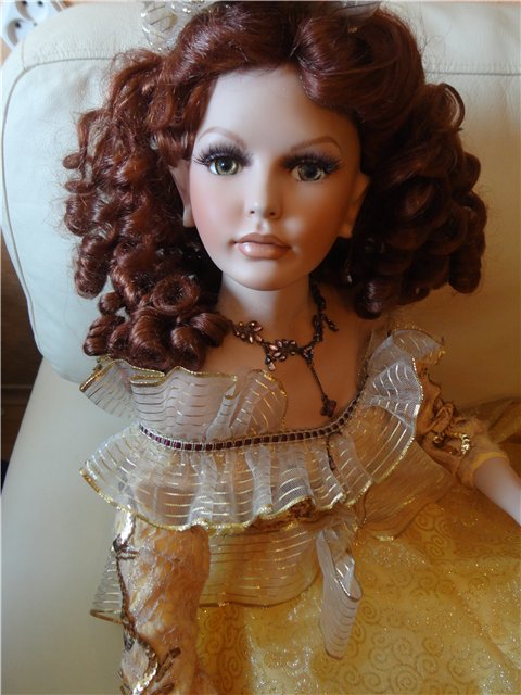 Ты провинилась...красотою! А это редкое богатство! Фарфоровая кукла Donna Rubert - София