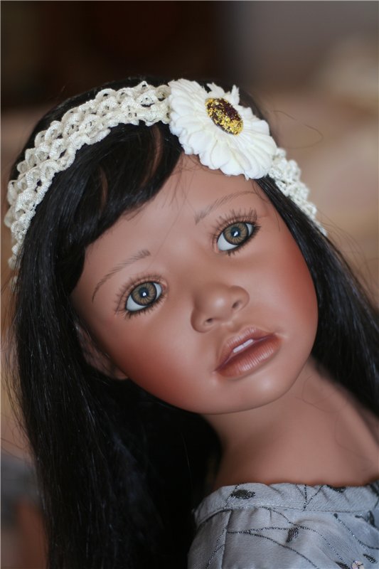 Чёрное или белое? Милли от Christine Orange