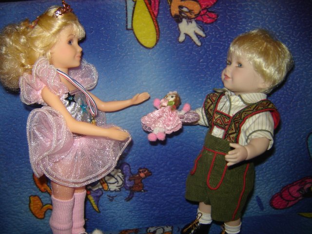 "Звезда на льду": куклы, воспитывающие девочек из серии It's me от Family Company | Бэйбики "Звезда на льду": куклы, воспитывающие девочек из серии It's me от Family Company