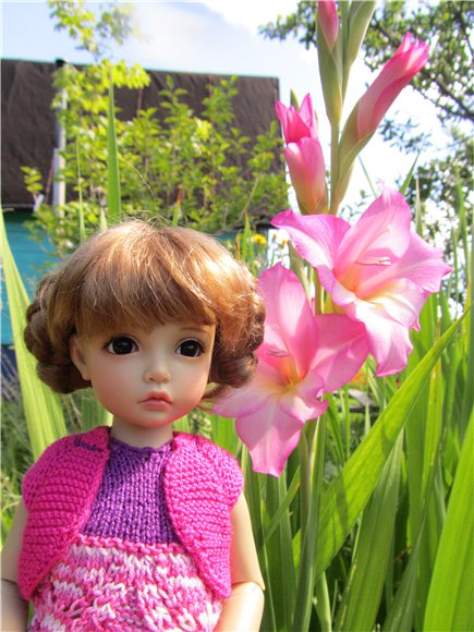 Новое вязаное платье нашего цветочка (фото 9)