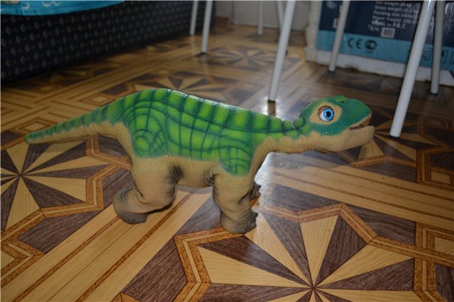 Любопытный динозаврик PLEO (фото 7)