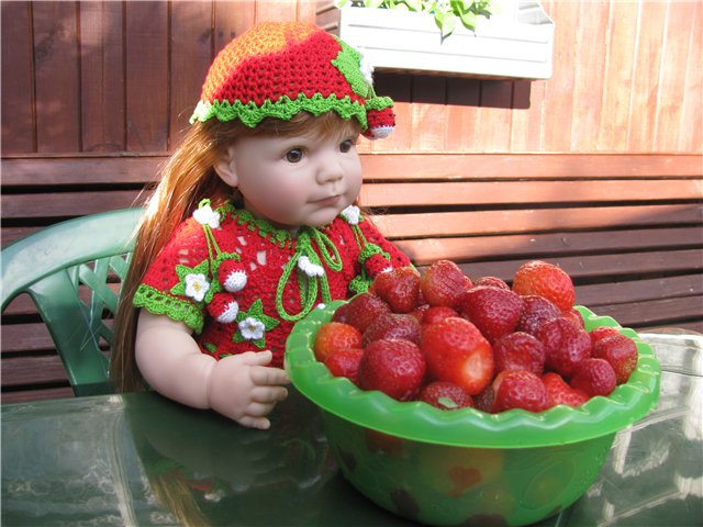 Платья для моих кукол.Вязалочки от Татьяны