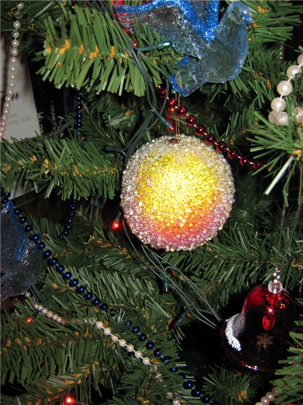 Фигурки изо "льда" (елочные игрушки 21 века)