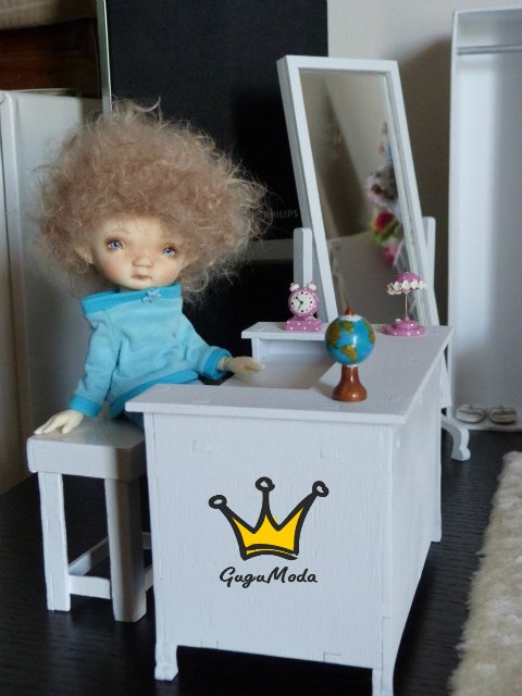 Ирреальный магазин GuguModa