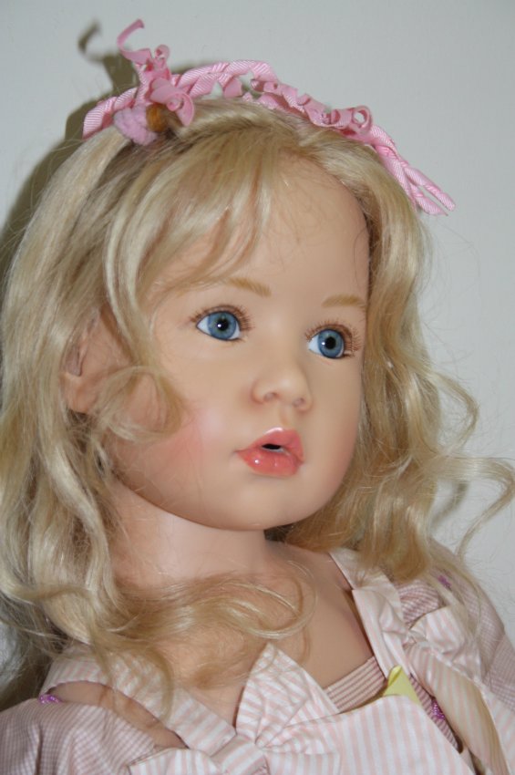 Мое посещение магазина Гюнзел. Выбор кукол из коллекции 2016 года. Заключительная часть - Бела