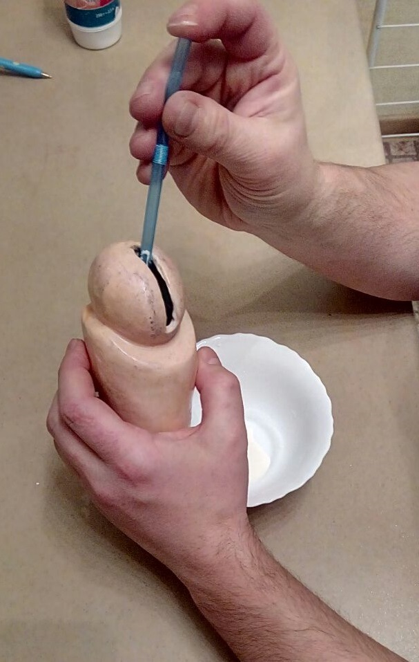 Перетяжка и небольшой ремонт антикварной A.Marseille