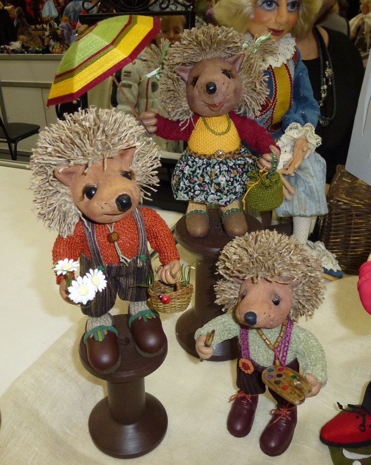 Весенний Бал Кукол на Тишинке: Ёжики (фото 4)