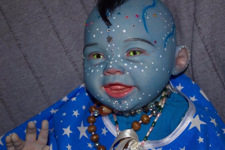 Дитёныш с другой, новой планеты