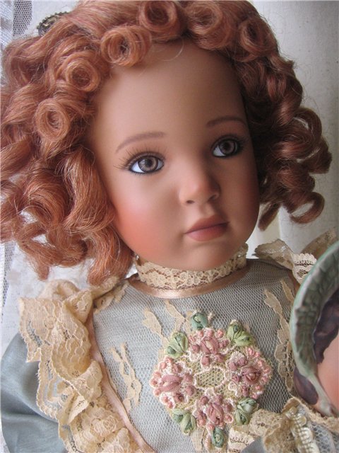 Мои красавицы: Алекс и Эмили. Фарфоровые куклы (фото 2)